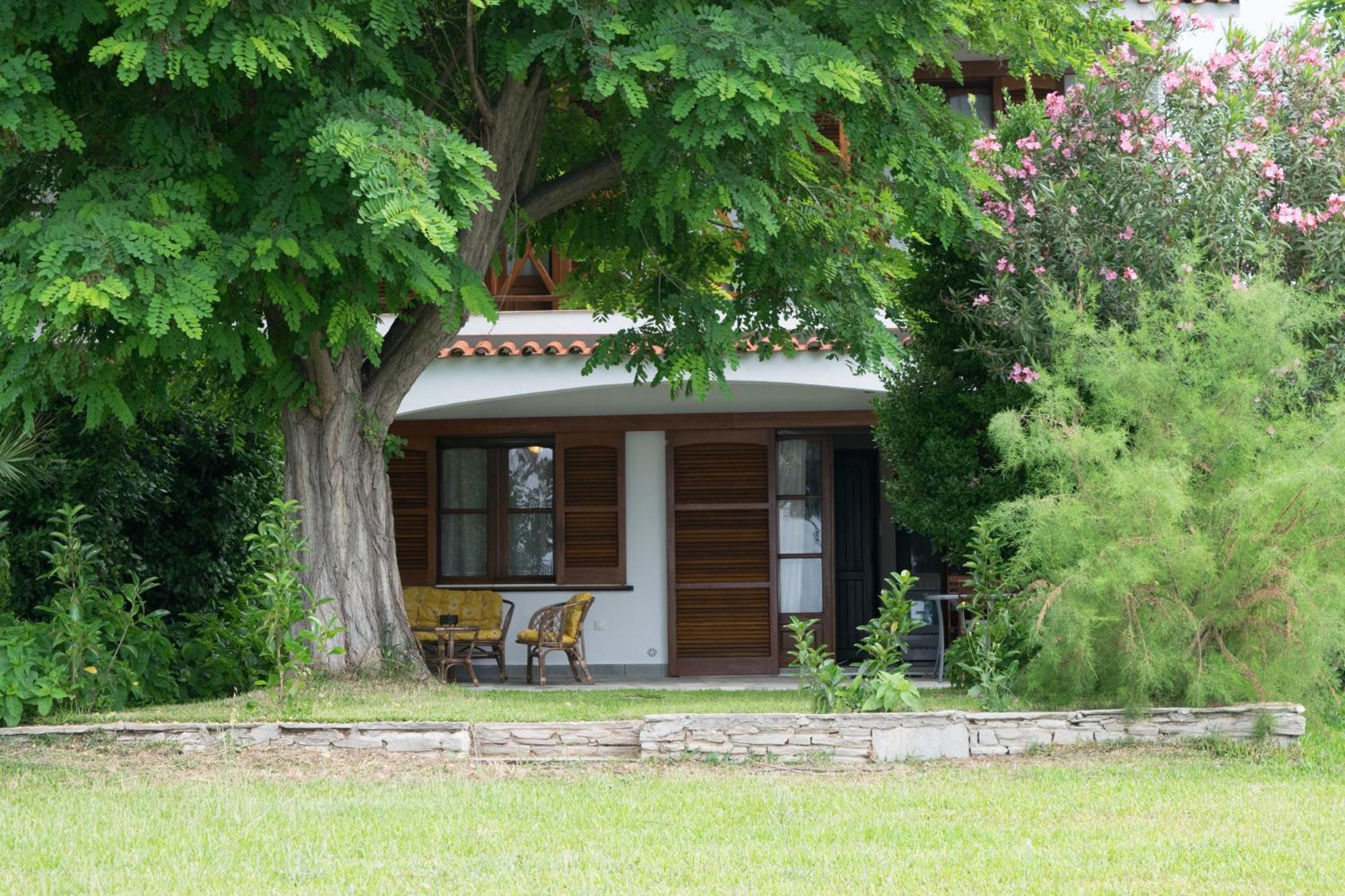 Mikiverna Houses By Miltiadis Kalyves Polygyrou Chambre photo